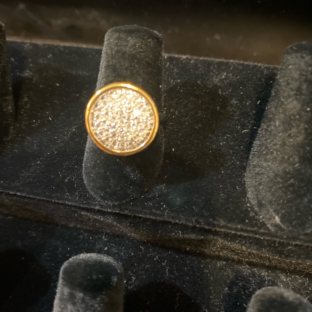 Ring - Picture 2 of 2